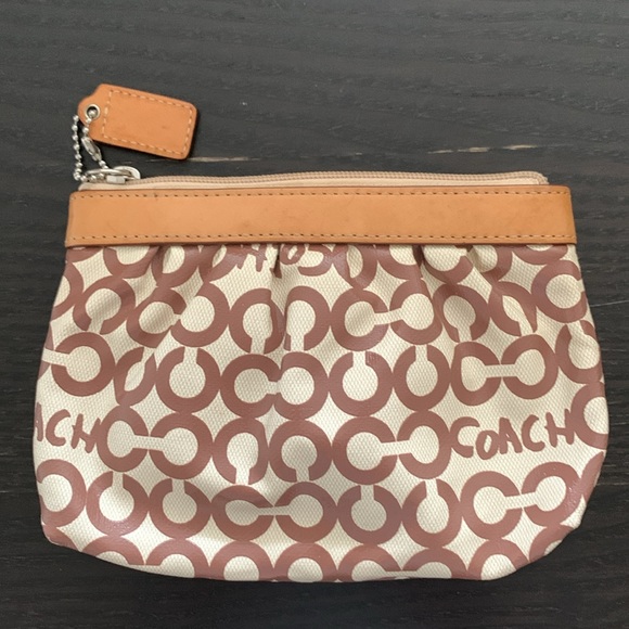 Coach pouch - Picture 2 of 4